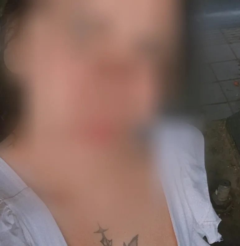 Paula, 22